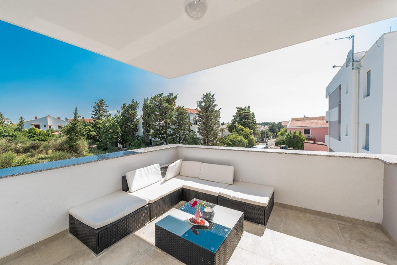 Villa Star 4 Luxury Apartment With A Pool Novalja Kültér fotó