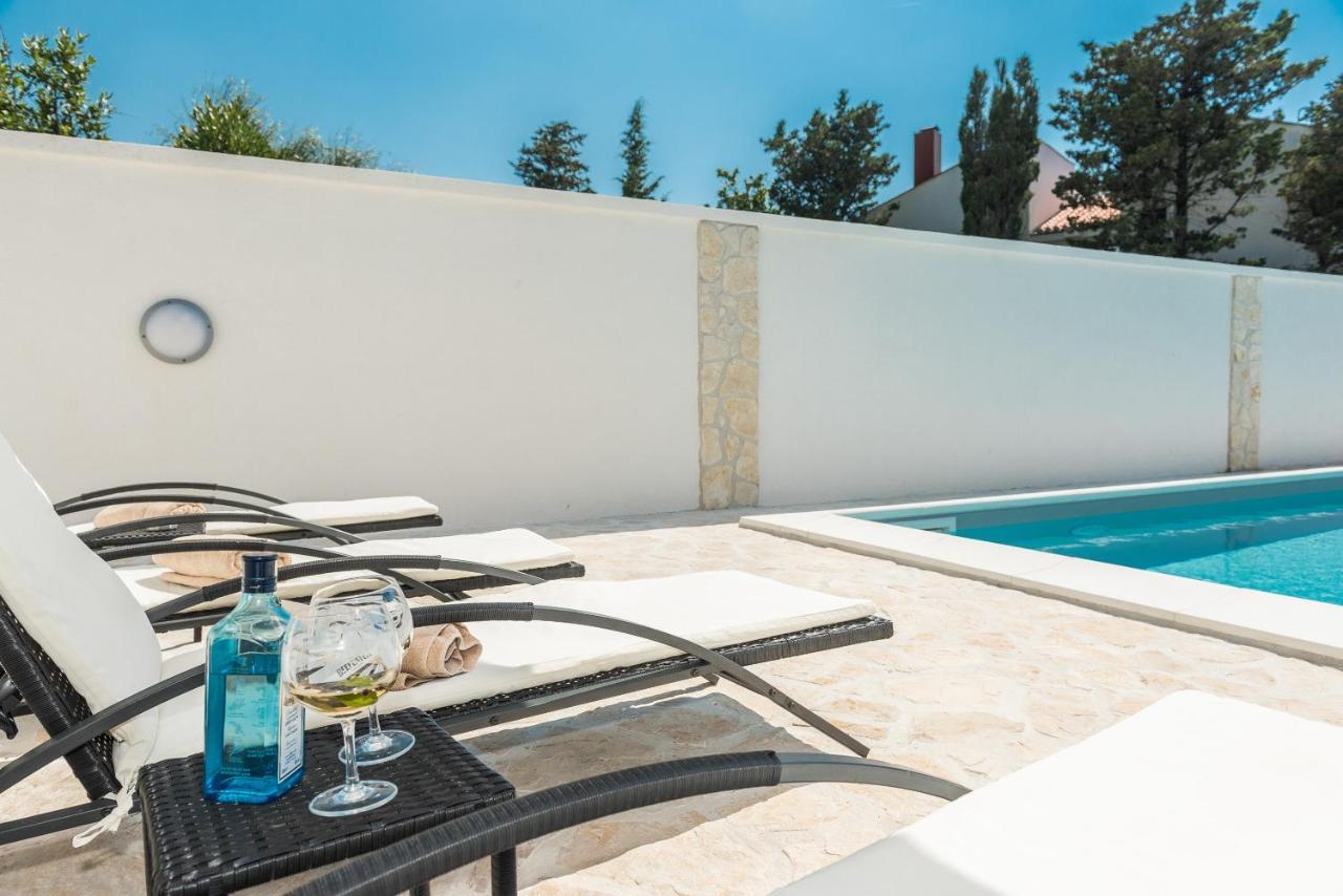 Villa Star 4 Luxury Apartment With A Pool Novalja Kültér fotó